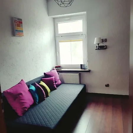 Apartament Szczawno-Zdroj アパート