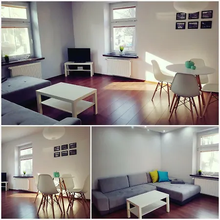 Apartament Szczawno-Zdroj * シュツァブノ・ズドルイ